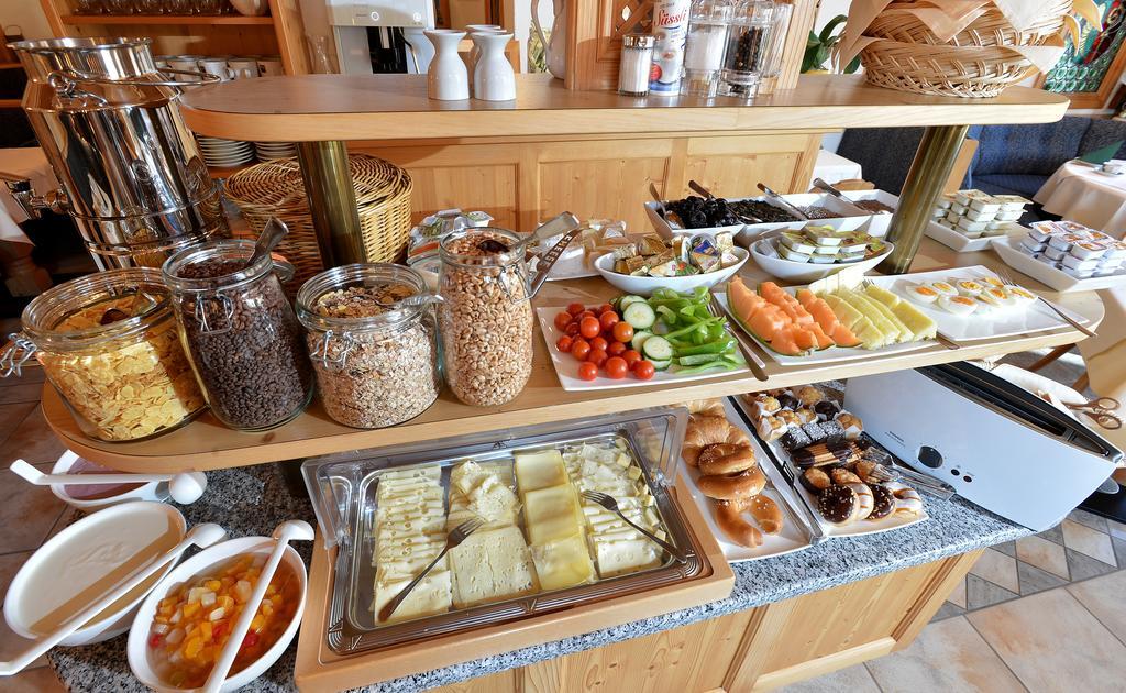 Hotel Theresia Garni Sankt Johann in Tirol Ngoại thất bức ảnh