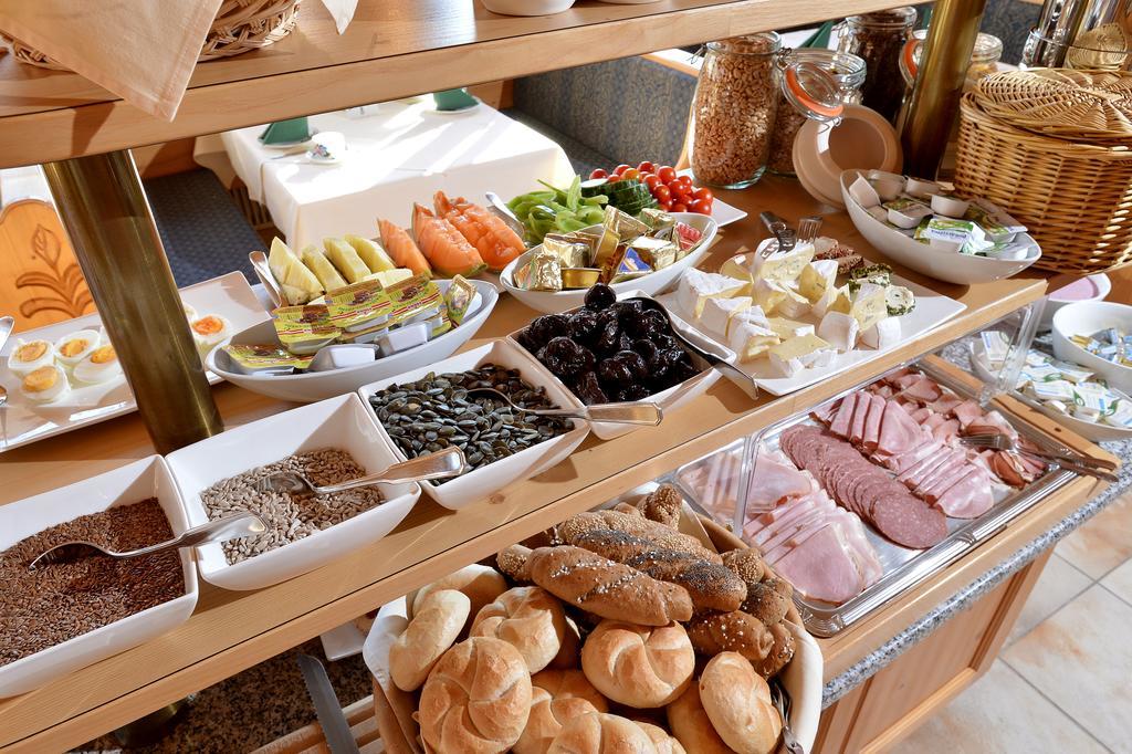 Hotel Theresia Garni Sankt Johann in Tirol Ngoại thất bức ảnh
